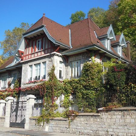 Les Fontenottes Bed & Breakfast เบอซองซง ภายนอก รูปภาพ